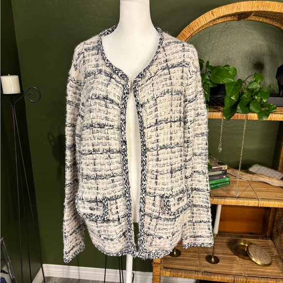 Sioni Tweed White and Blue Striped Gingham Soft Knit Blazer Cardigan - Picture 2 of 4